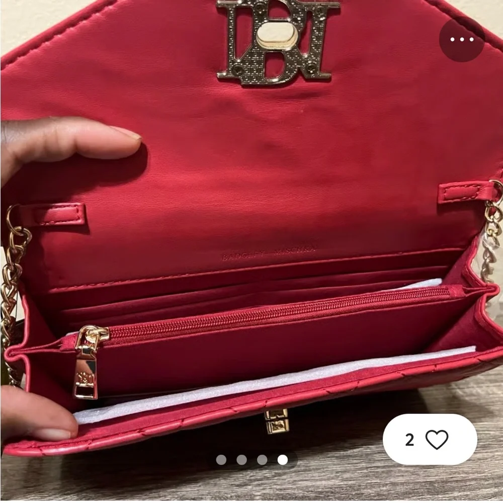 NWT Badgley Mischka Crossbody Diamond quilting bag Retail 129.